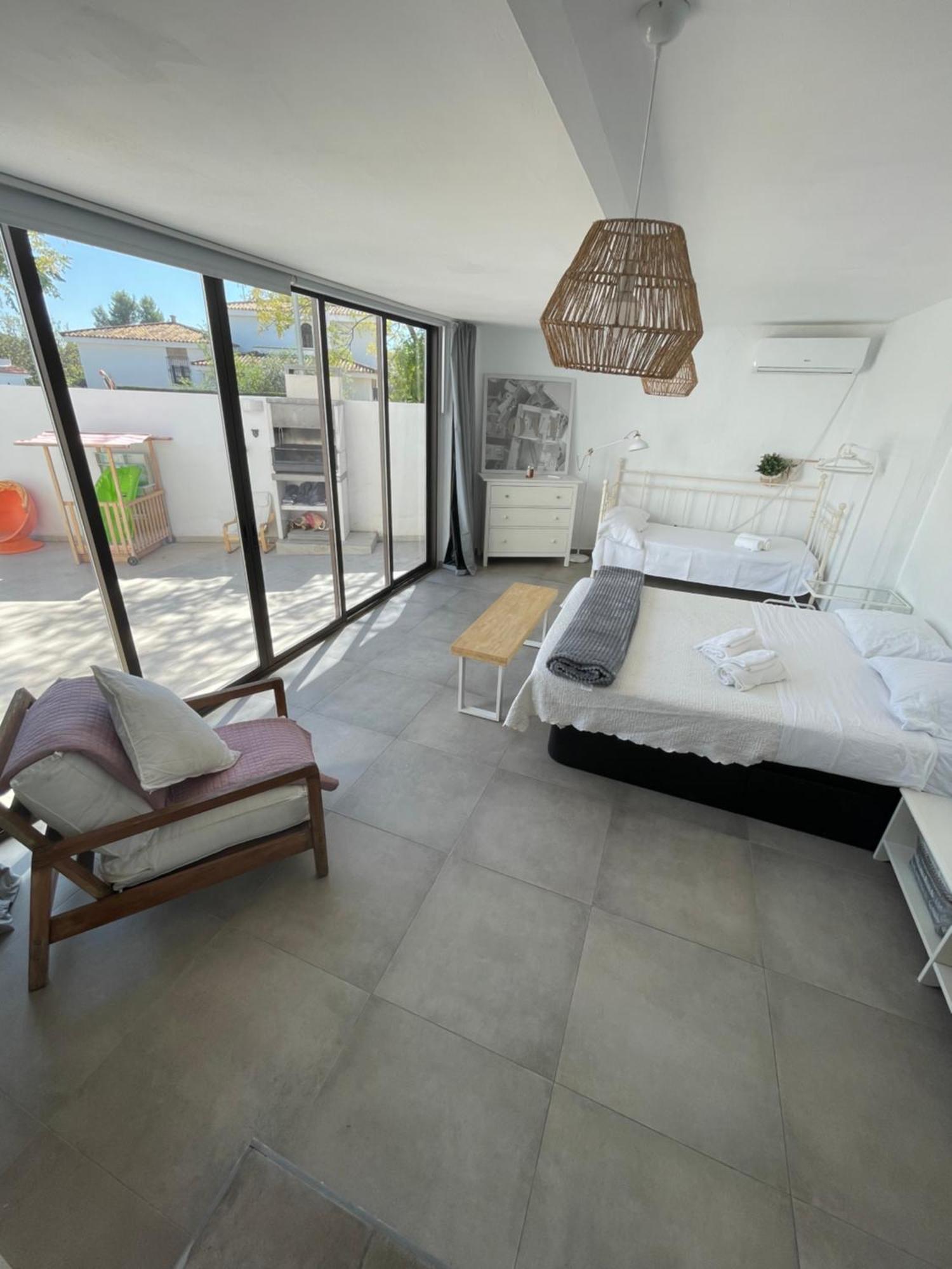 Mediterranean House - Habitaciones Privadas En Casa Compartida Mairena del Aljarafe Zewnętrze zdjęcie