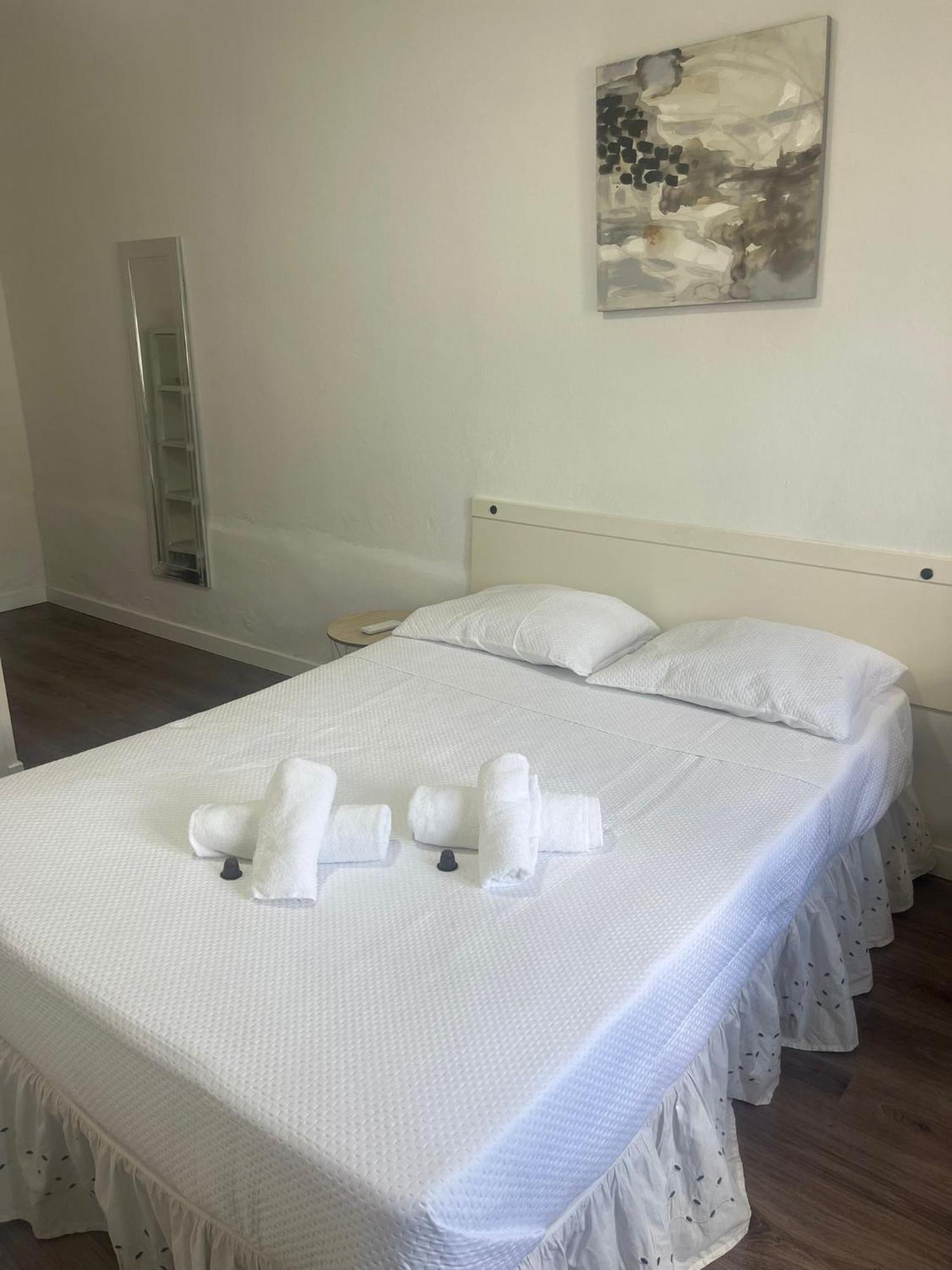 Mediterranean House - Habitaciones Privadas En Casa Compartida Mairena del Aljarafe Zewnętrze zdjęcie